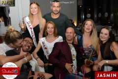 073