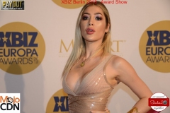 025