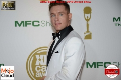 1046